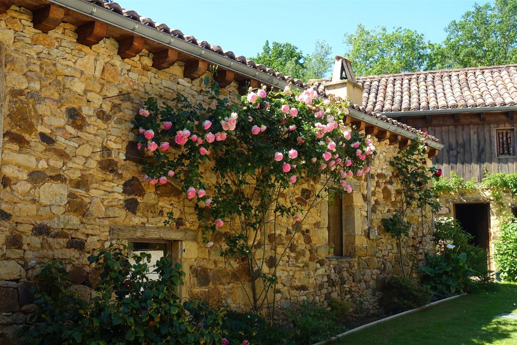 Domaine De Cournet Haut, A 17Th Century Property Set On A Calm, Idyllic Domain With Pool, Tennis, Bikes And More Les Vauries Esterno foto
